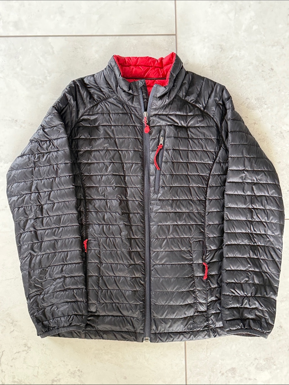 L.L. Bean Kids Ultralight 650 down Puffer Jacket - XL 18 Black